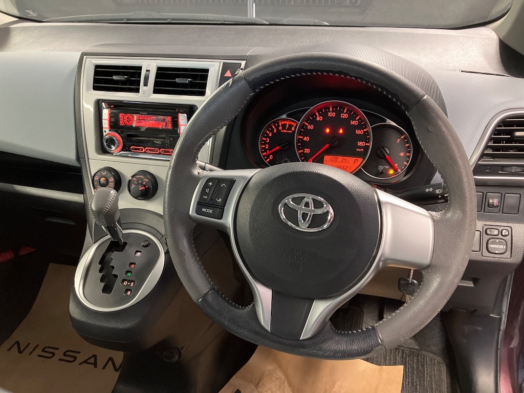 TOYOTA RACTIS