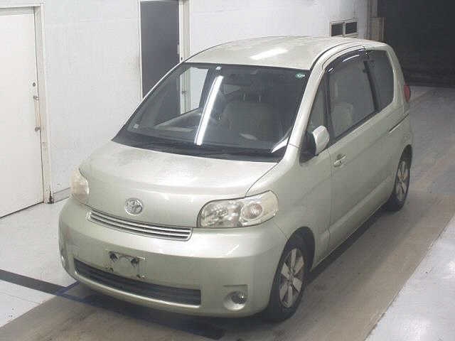 TOYOTA PORTE
