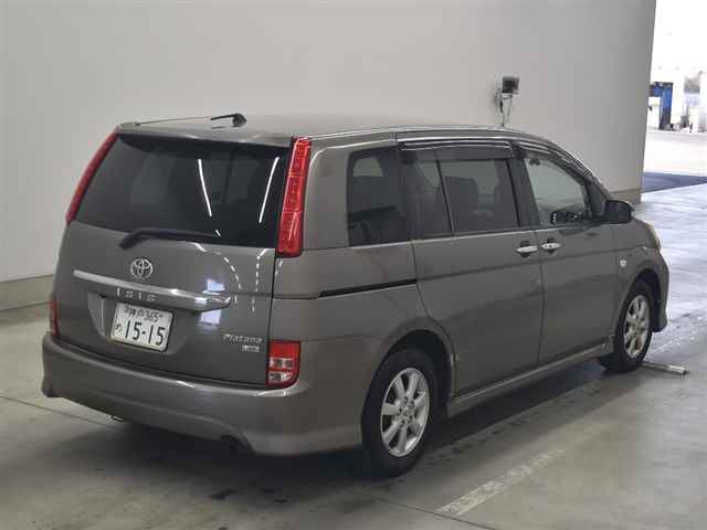 TOYOTA ISIS