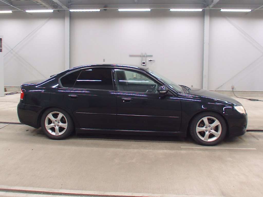 SUBARU LEGACY B4