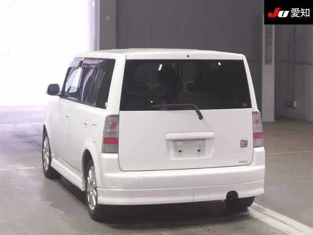 TOYOTA BB