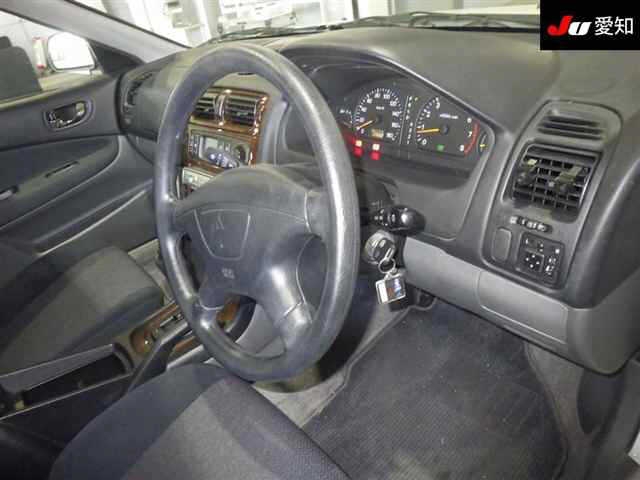 MITSUBISHI GALANT