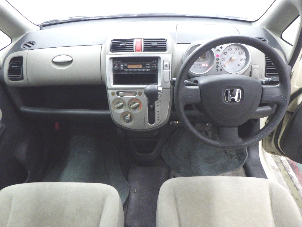 HONDA LIFE
