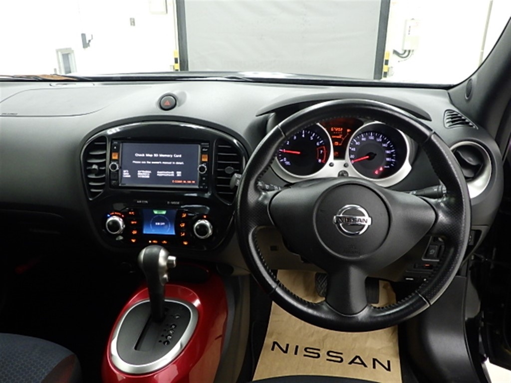 NISSAN JUKE
