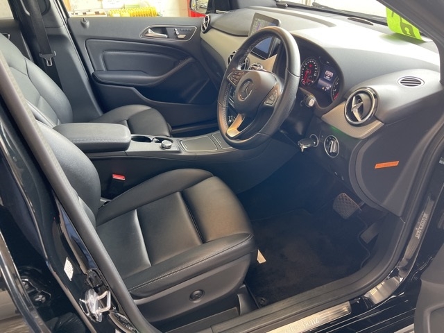 MERCEDES-BENZ B-CLASS