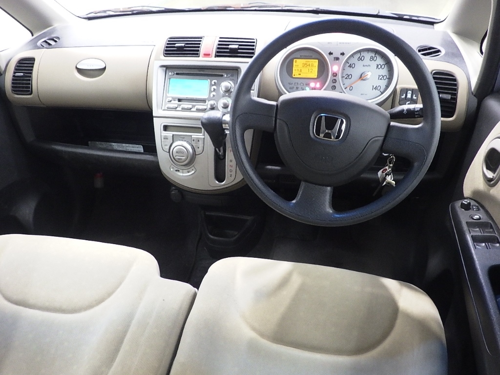 HONDA LIFE