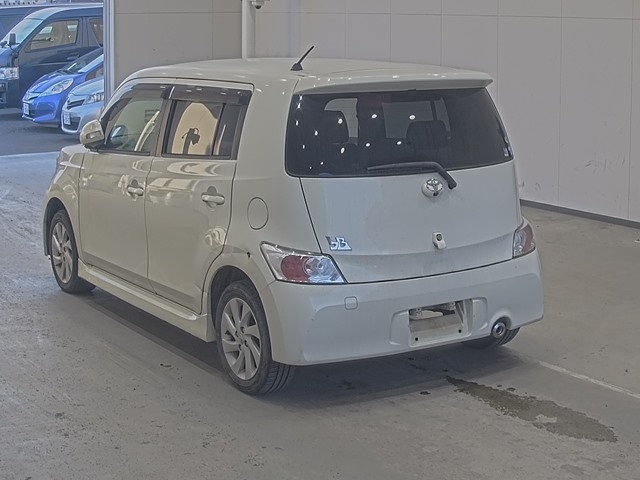 TOYOTA BB