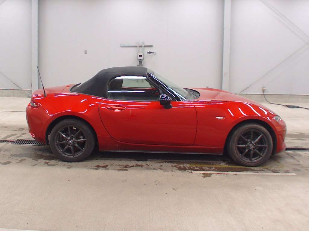 MAZDA MX-5