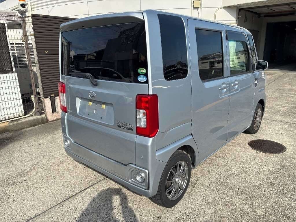 DAIHATSU HIJET CADDIE