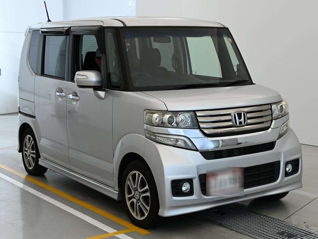 HONDA N-BOX+