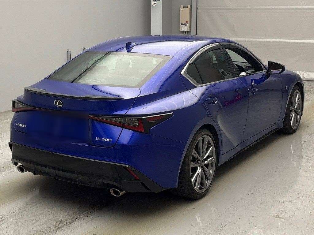 LEXUS IS300