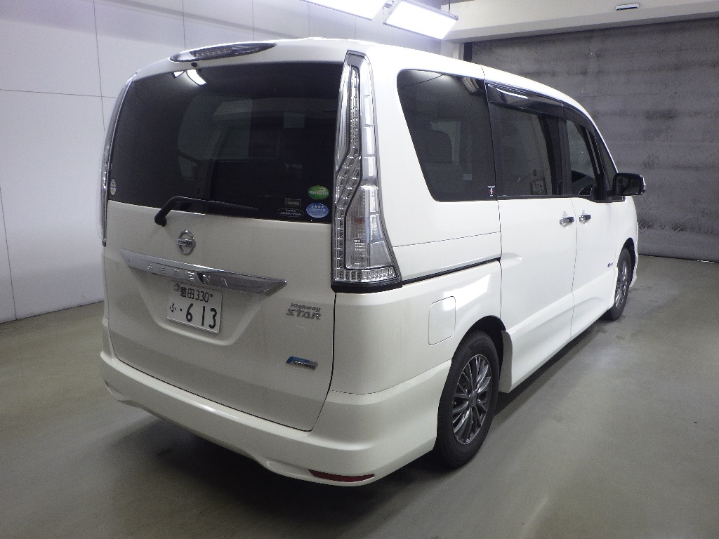 NISSAN SERENA