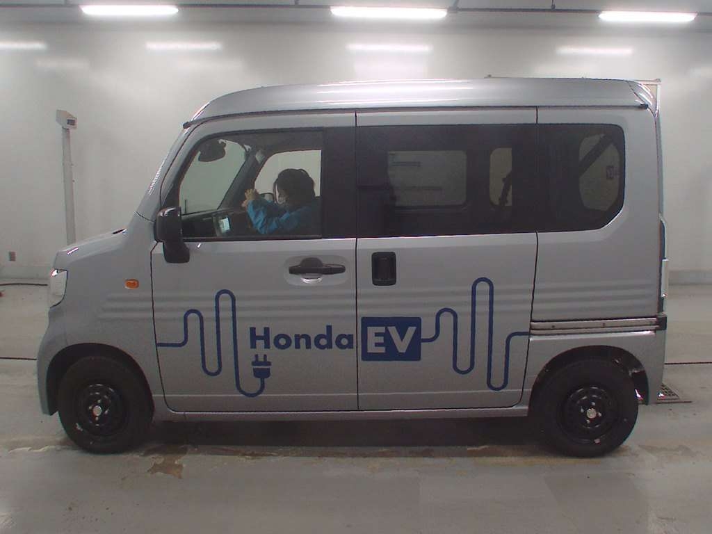 HONDA N-VAN