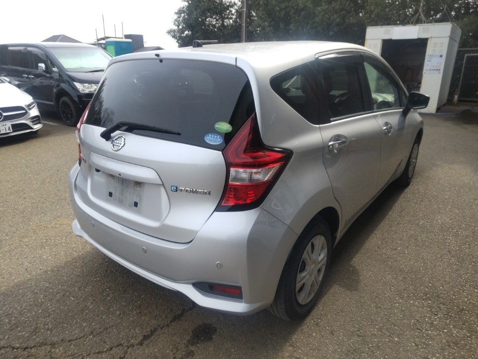 NISSAN NOTE