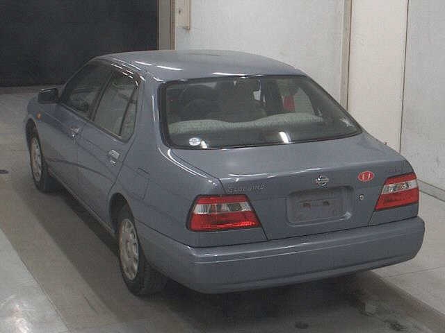NISSAN BLUEBIRD