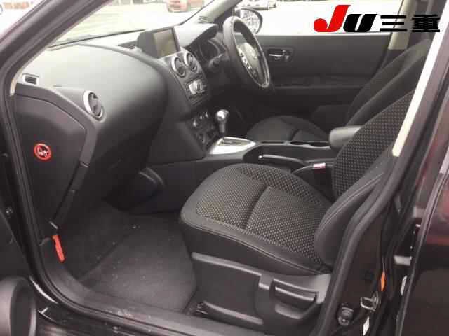 NISSAN DUALIS