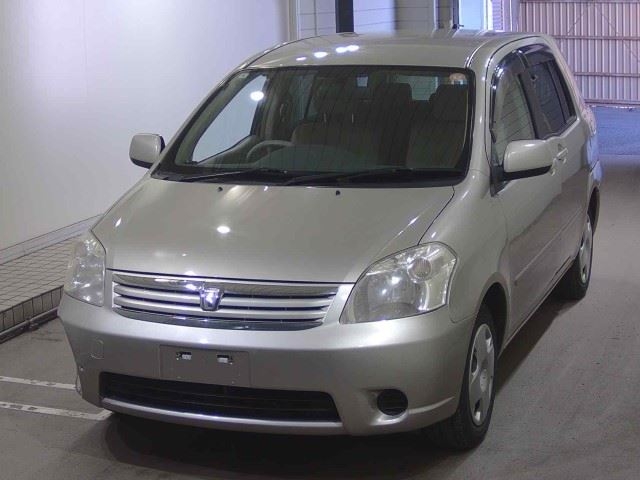 TOYOTA RAUM