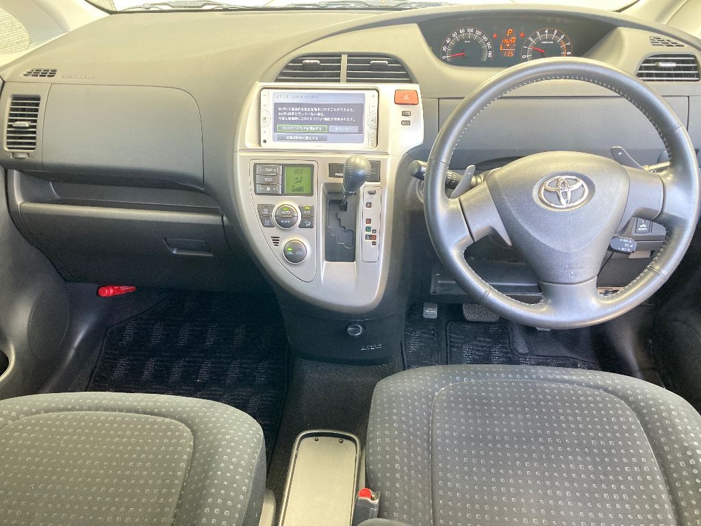TOYOTA RACTIS
