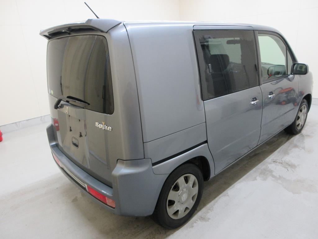 HONDA MOBILIO SPIKE
