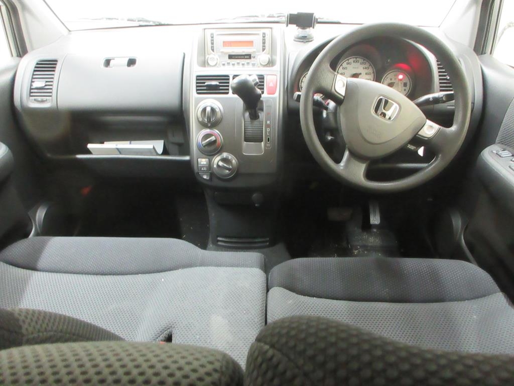 HONDA MOBILIO SPIKE