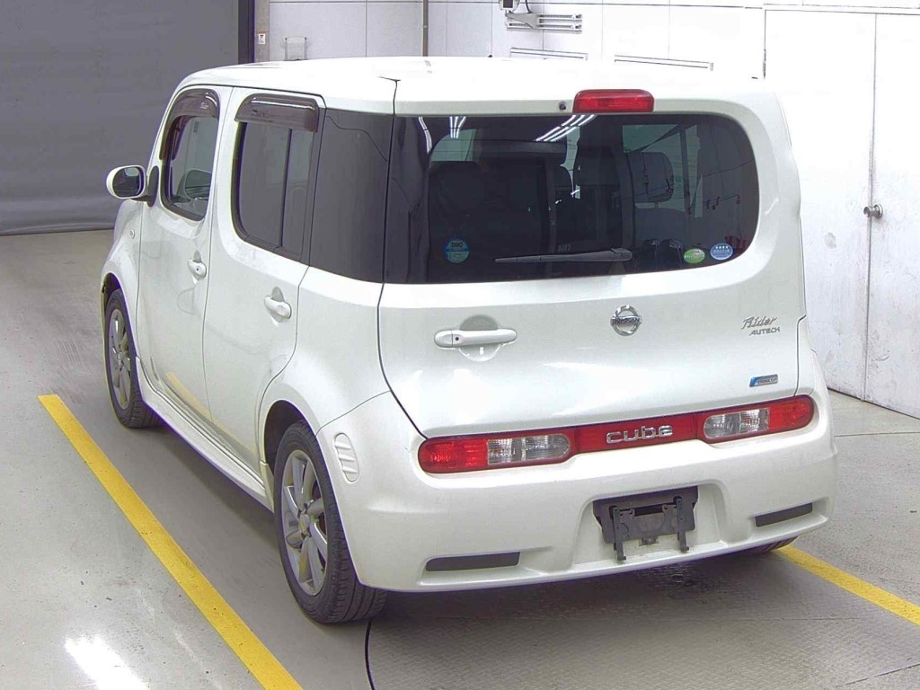 NISSAN CUBE