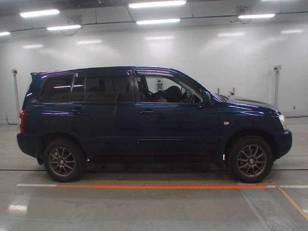 TOYOTA KLUGER V