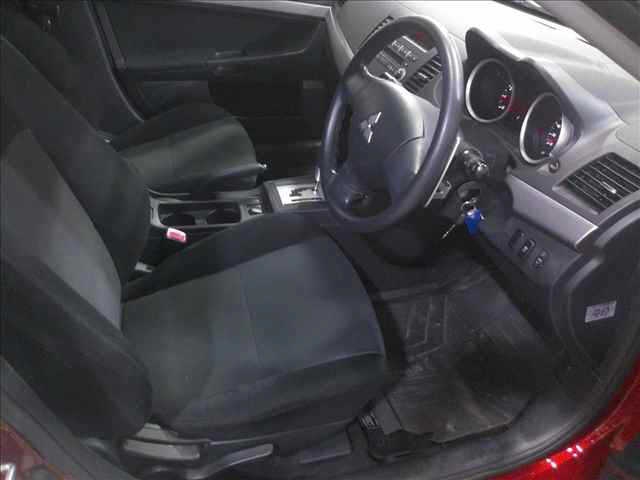 MITSUBISHI LANCER