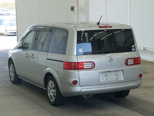 NISSAN LAFESTA