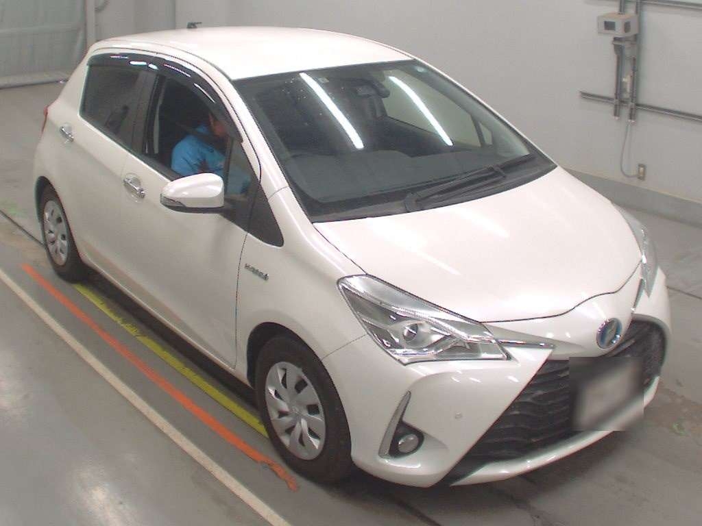 TOYOTA VITZ