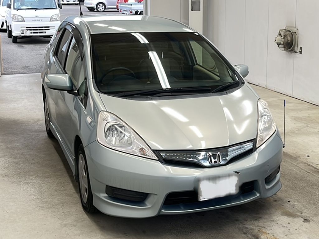 HONDA FIT SHUTTLE
