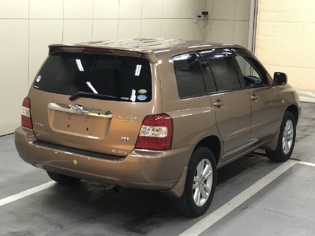 TOYOTA KLUGER V