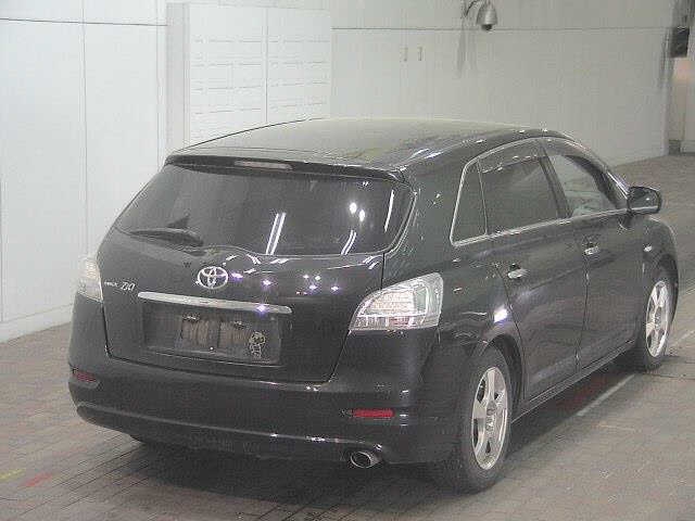 TOYOTA MARK X ZIO