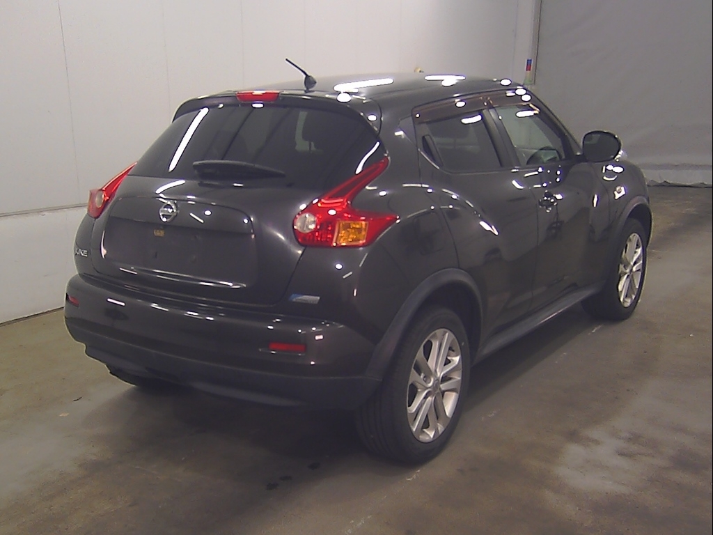 NISSAN JUKE