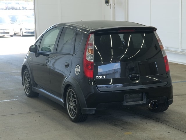 MITSUBISHI COLT