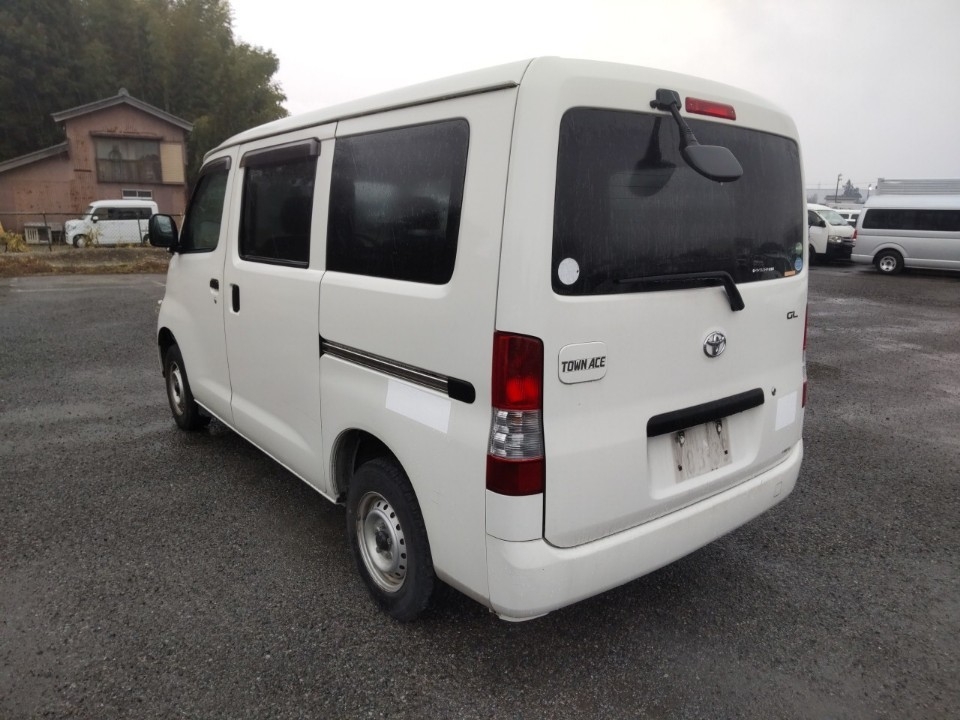 TOYOTA TOWN ACE
