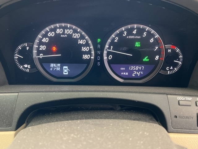 TOYOTA CROWN MAJESTA