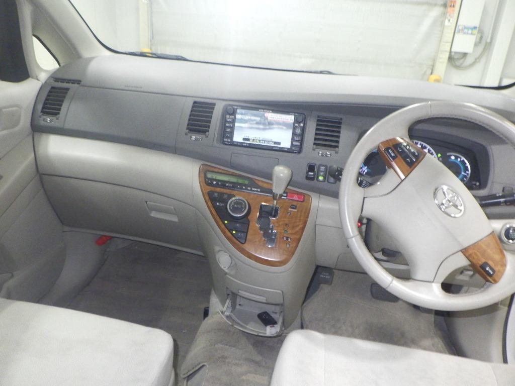 TOYOTA ISIS
