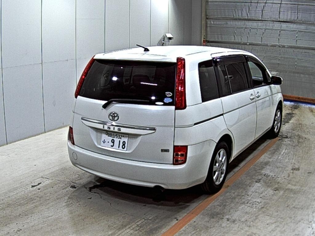 TOYOTA ISIS