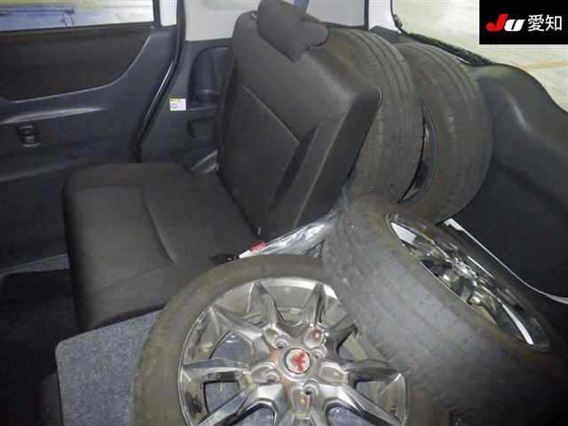MITSUBISHI DELICA D:2
