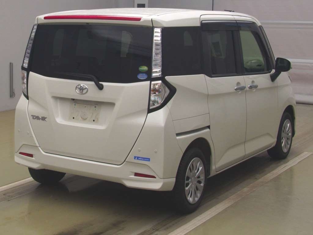 TOYOTA TANK