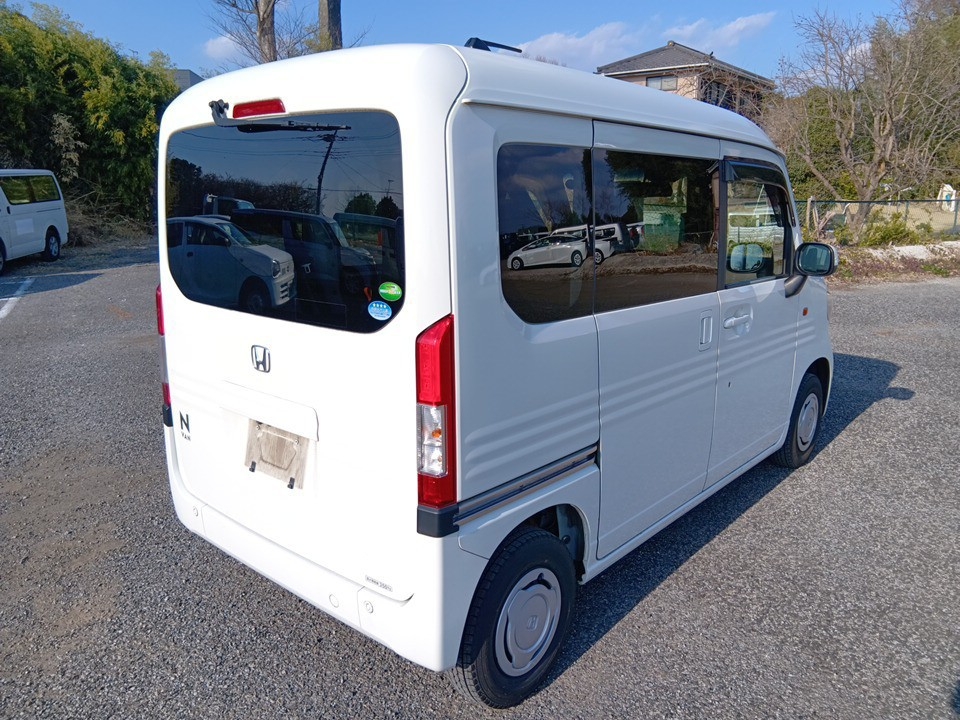 HONDA N-VAN