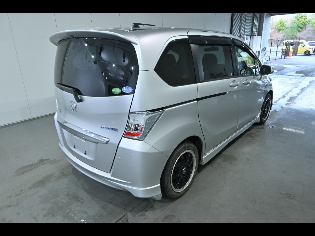 HONDA FREED