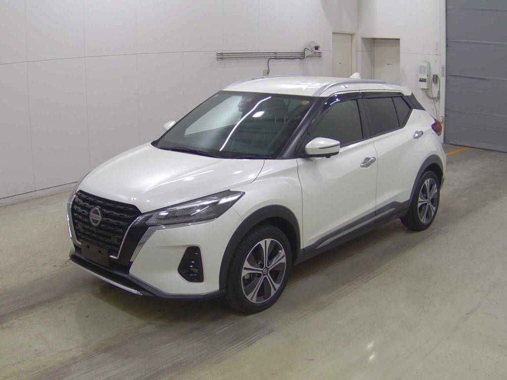 NISSAN KICKS