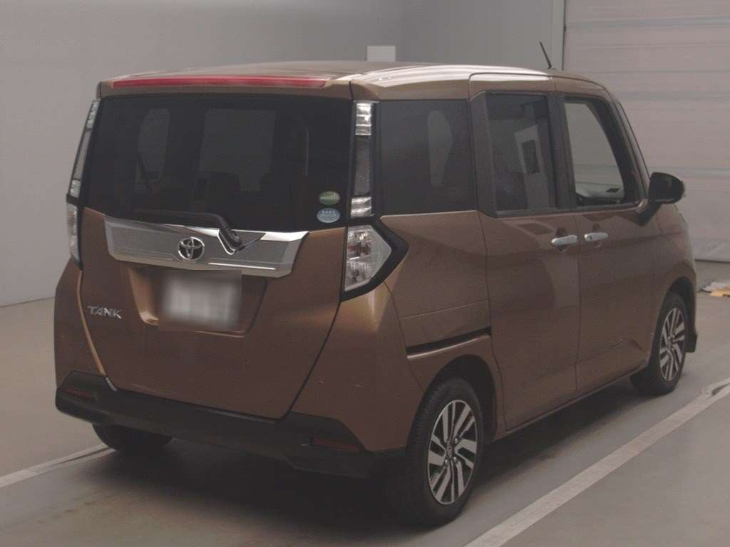 TOYOTA TANK