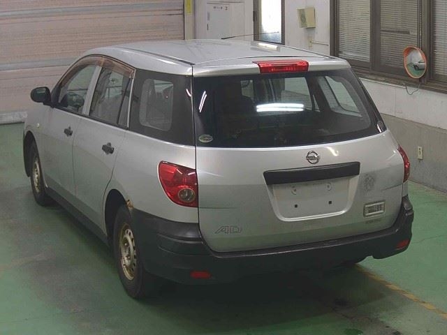 NISSAN AD