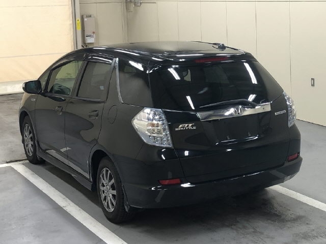 HONDA FIT SHUTTLE
