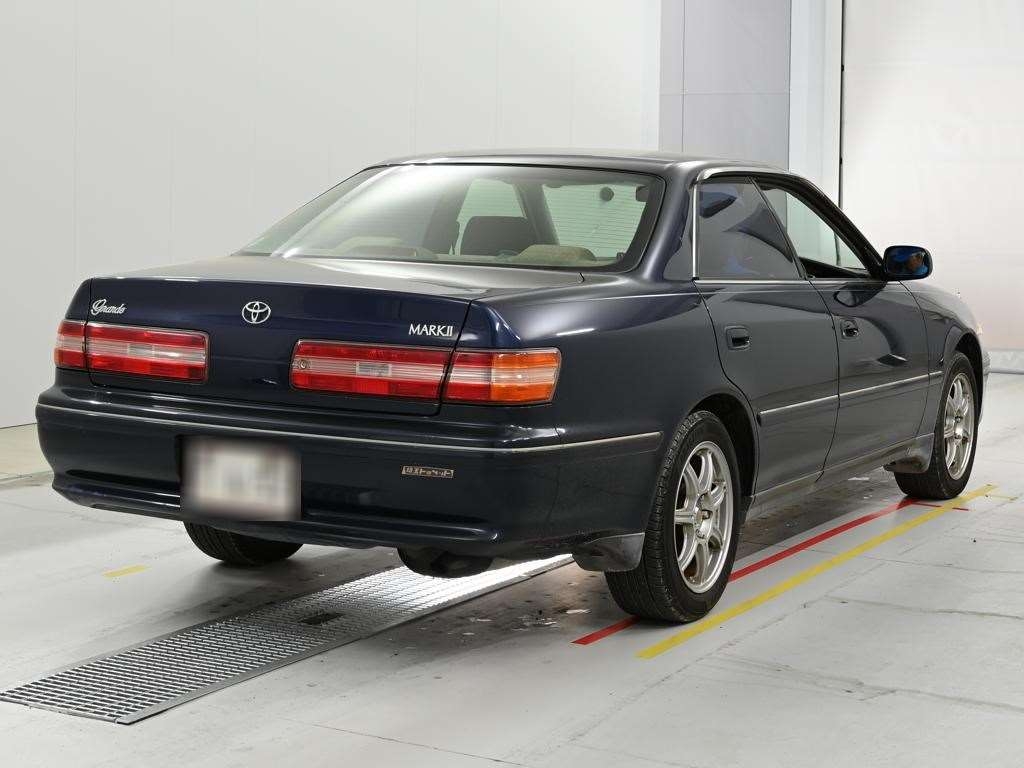 TOYOTA MARK II