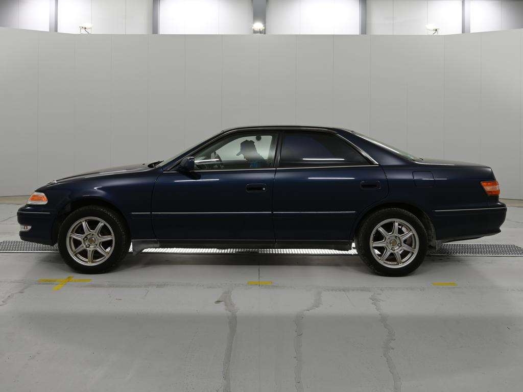 TOYOTA MARK II