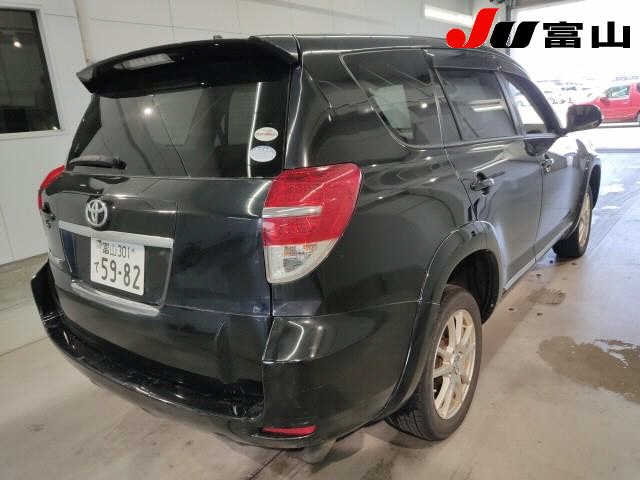 TOYOTA VANGUARD