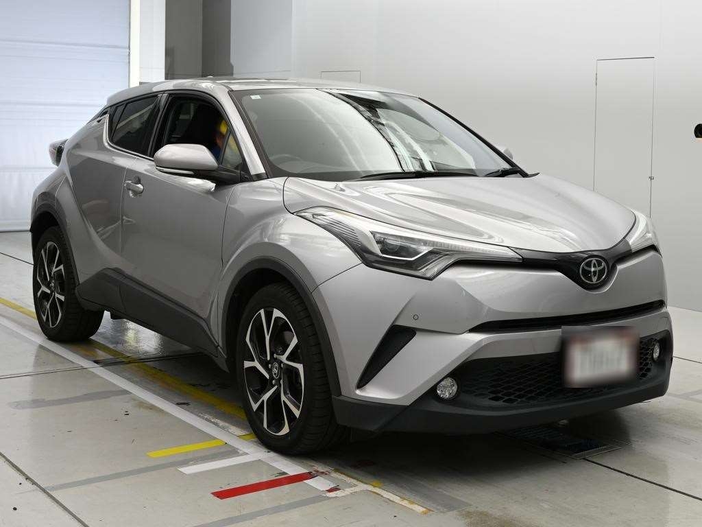 TOYOTA C-HR